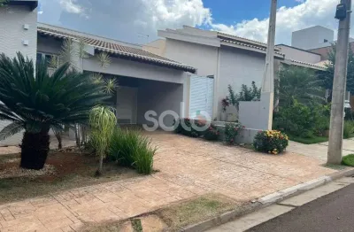 Imovel condominio damha II 3 suites escritorio lavabo banheiro externo area de churrasqueira cozinha sala ampla ar condicionado nos quartos.