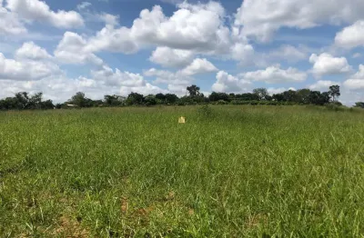 Oportunidade! terreno de 25.000m² na vargem, esmeraldas-mg: lagoa, energia, pasto, poço artesiano. ideal para sítio, lazer ou moradia. visite já!