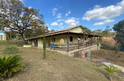 Oportunidade! sitio à venda em esmeraldas/mg, no bairro águas nascentes. 4 quartos, 1 suíte, 2 salas, 2 banheiros, 2 vagas de garagem, 6.500,00 m² de área. venha conferir!