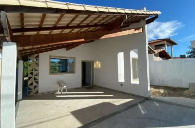 Casa à venda em esmeraldas-mg: moderna e espaçosa, 3 quartos, 1 suíte, 2 vagas de garagem! oportunidade única no bairro bandeirantes!
