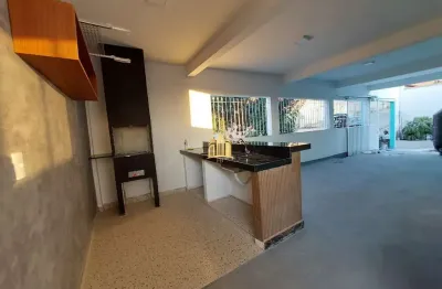 Casa à venda em esmeraldas-mg, bairro são pedro: 2 quartos, 3 salas, 2 banheiros, 3 vagas de garagem!