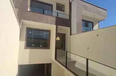 Casa à venda em esmeraldas-mg, bairro são pedro: 3 quartos, 2 suítes, 2 salas, 3 banheiros, 3 vagas de garagem, 111m² de área.