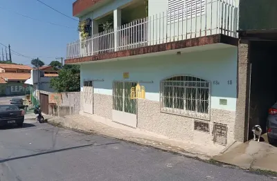 Apartamento de luxo no centro de esmeraldas-mg: 4 quartos, 2 salas, 2 banheiros, 154m² de área