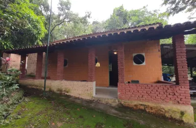 Casa com 2 quartos para alugar na Cidade Jardim, Esmeraldas 