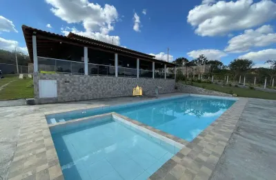 Sítio à venda no condomínio paraíso das esmeraldas, esmeraldas - 5.490m², suíte, piscina, área gourmet