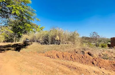 Lote à venda no bairro fernão dias, esmeraldas - 450m² em local tranquilo, r$ 75.000