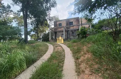 Casa em construção à venda: 4 quartos, pomar, vista maravilhosa por r$240 mil!