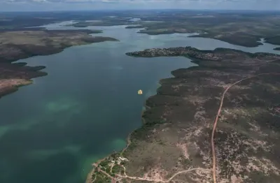 Terreno à venda em pompéu com 1.500m de margem de represa ? ideal para loteamento, turismo ou investimento
