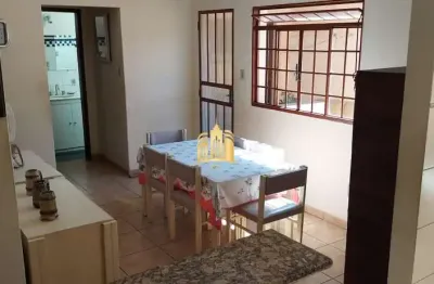 Casa com 2 quartos à venda no Centro, Esmeraldas 