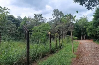 Terreno amplo à venda no condomínio vale do ipê amarelo em esmeraldas - 16.000 m²