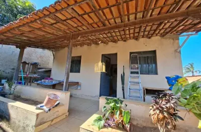 Casa à venda melo viana esmeraldas ? 2 quartos, terreno 360m², murada, grade ? r$ 200 mil