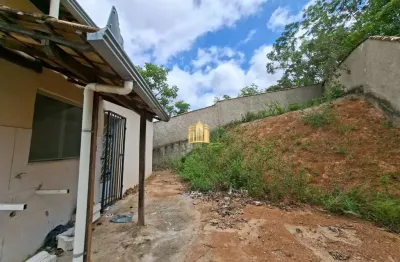 Casa para locação no bairro nova esmeraldas em, esmeraldas/mg - 2 quartos por r$1.000,00