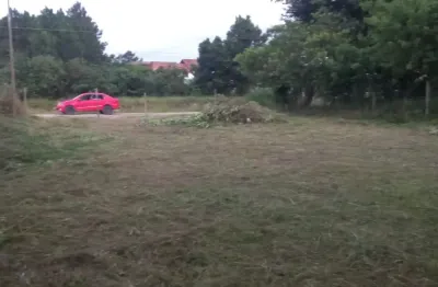 Terreno pronto para construir na praia da pinheira – palhoça/sc, ideal tanto para moradia quanto para investimento seguro.