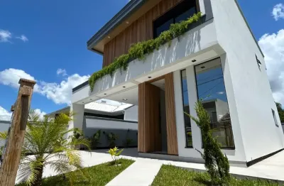 Casa de alto padrão com dois pavimentos à venda em são josé/sc