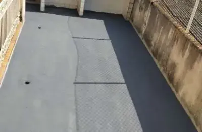 Alugo imovel assobradado com 03 dormitorios sendo uma suite na vila tatetuba