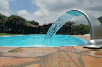 Vende-se linda chacara em monteiro lobato em são benedito com 02 dormitórios