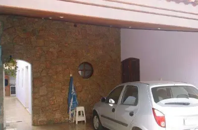Casa com 4 quartos, 1 suíte e 2 vagas non central parque - sorocaba/sp
