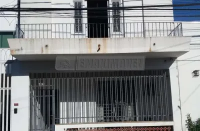 Casa com 4 quartos sendo 1 suíte e quintal no centro de sorocaba!