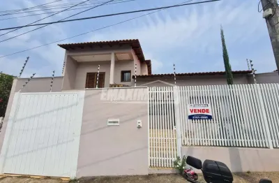Casa com 3 quartos à venda na Rua Antônio José Castronovo, Jardim Santa Rosália, Sorocaba