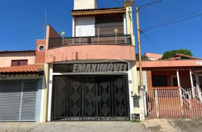 Casa com 3 quartos à venda na Rua Doutor Rubino de Oliveira, Vila Carvalho, Sorocaba