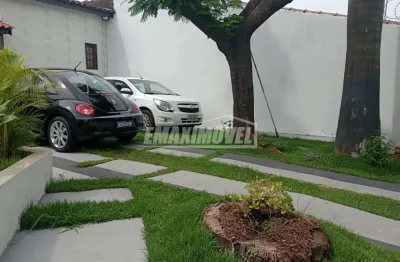 Casa com 2 quartos, suíte e espaço gourmet com piscina! - wanel ville 2!