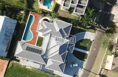 Casa com 5 quartos, 5 vagas e piscina no residencial vale do lago!