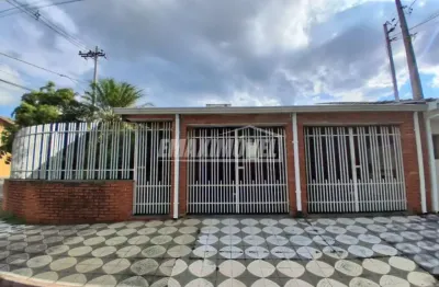 Casa com 3 quartos sendo 1 suíte com hidromassagem - vila haro