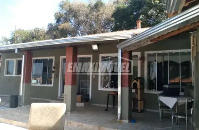 Chácara para você que busca espaço, tranquilidade e ainda ter fácil acesso a cidade.