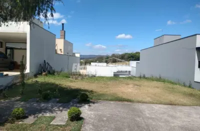 Terreno á venda de 300m² no condomínio aldeia da mata em votorantim-sp
