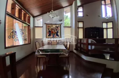 Casa com 511m² de terreno | 3 Quartos | 2 Suites | 4 Vagas | Jardim América