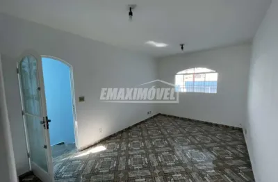 Casa para alugar com 2 suítes e 1 vaga de garagem no Jardim Dois Corações em Sorocaba/SP