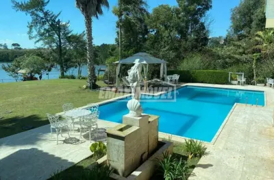 Casa de alto padrão para alugar com 5 suítes no Condomínio Lago Azul em Araçoiaba da Serra/SP