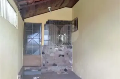 Casa com 4 quartos à venda na José Bastos, Vila Falcão, Bauru