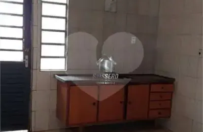 Casa com 3 quartos à venda na Osório Ribeiro Marins, Jardim Progresso, Bauru
