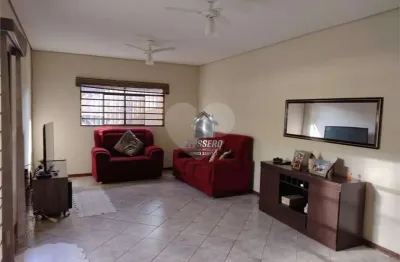 Casa com 3 quartos à venda na Sanhaço, Vale do Igapó, Bauru