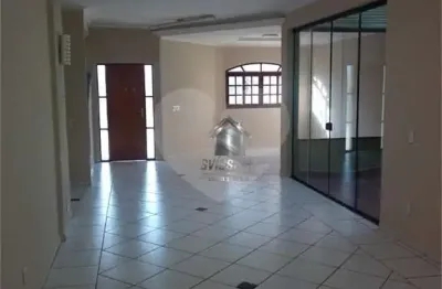 Sobrado com 4 quartos à venda em residencial village campo novo - sp
