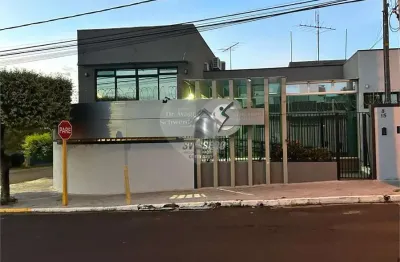 Prédio à venda na Júlio Maringoni, Centro, Bauru