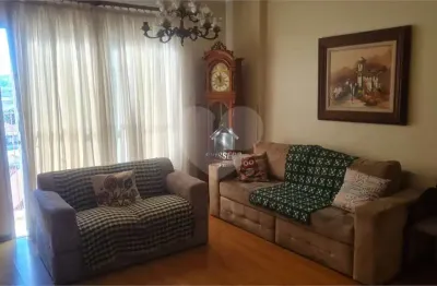 Apartamento com 3 quartos à venda na Rua Rio Branco, Centro, Bauru