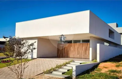 Condomínio com 3 quartos à venda em residencial tamboré - sp