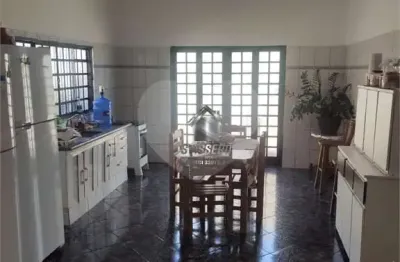 Casa com 4 quartos à venda na Regente Feijó, Vila Souto, Bauru