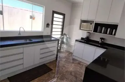 Casa com 3 quartos à venda na Professor Antônio Guedes De Azevedo, Vila Industrial, Bauru