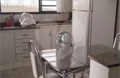 Casa com 4 quartos à venda na Paraná, Vila Carolina, Bauru