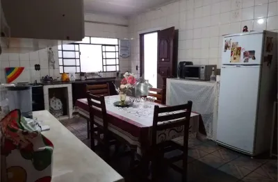 Casa com 5 quartos à venda na Castro Alves, Vila Souto, Bauru