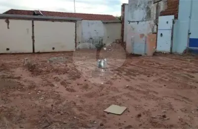 Terreno em condomínio fechado à venda na Olavo Bilac, Vila São João da Boa Vista, Bauru