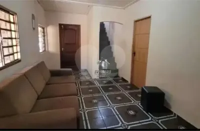 Casa com 3 quartos à venda na Salvador Filardi, Vila Souto, Bauru