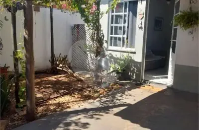 Casa com 3 quartos à venda na Capitão-polícia Militar Felipe Atanazio Pires, Condomínio Vargem Limpa, Bauru