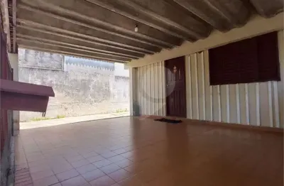 Casa com 4 quartos à venda na Rua Júlio Fernandes, Vila Industrial, Bauru