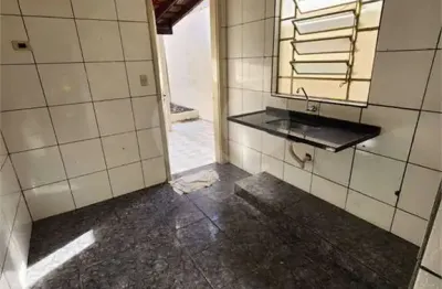 Casa com 3 quartos à venda na Rua Bernardino de Campos, Vila Falcão, Bauru