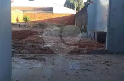 Terreno à venda na Rua João Sotero de Castro, Vila Industrial, Bauru