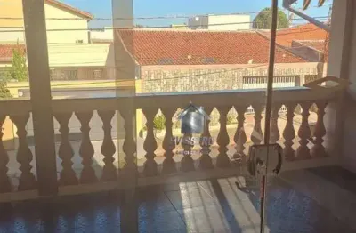 Casa com 5 quartos à venda na Rua Silvério Spinelli, Vila Rocha, Bauru